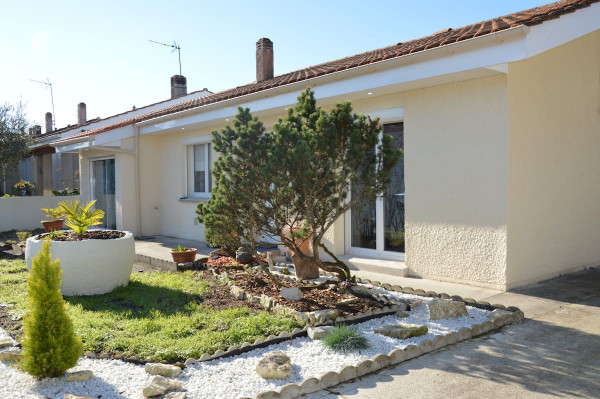 Charmant pavillon Bordelais (logement entier)